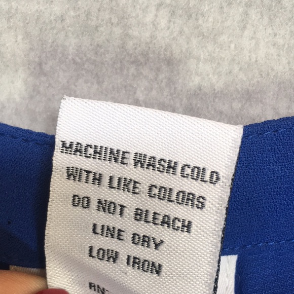 MONROE & MAIN Cool Semi-Sheer Summer Top Adjustable Sleeves with Tie & Hi Lo Hem - Picture 16 of 16